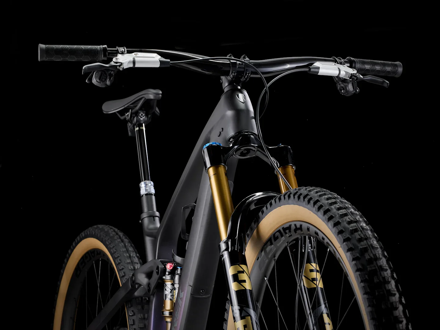 Fuel EX 9.9 XX AXS T-Type Gen 6 - Image 11