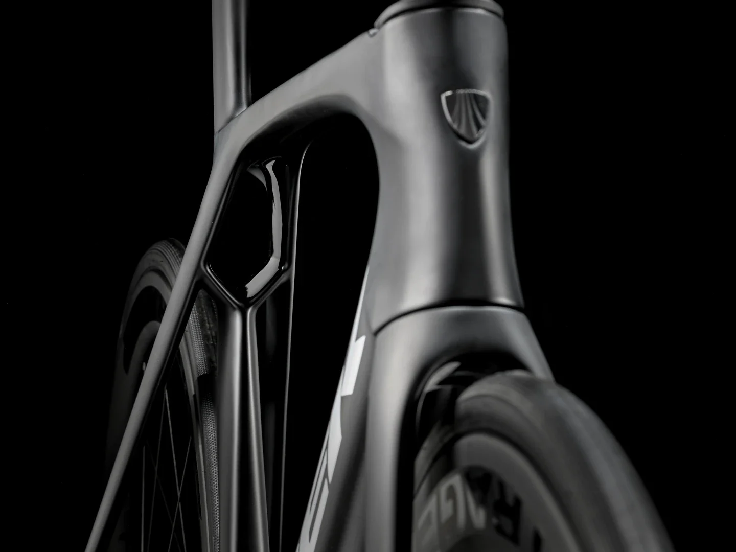 Madone SL 6 Gen 7 - Image 17